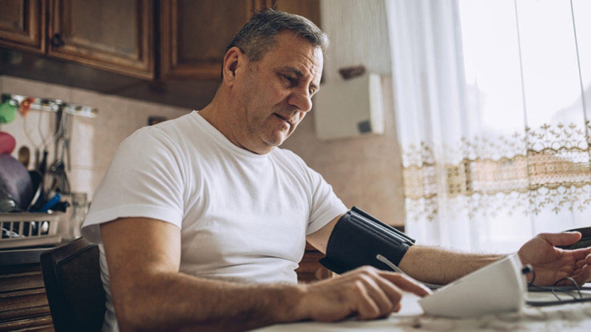 Many at-risk older adults aren't checking blood pressure at home, or being  encouraged to do so