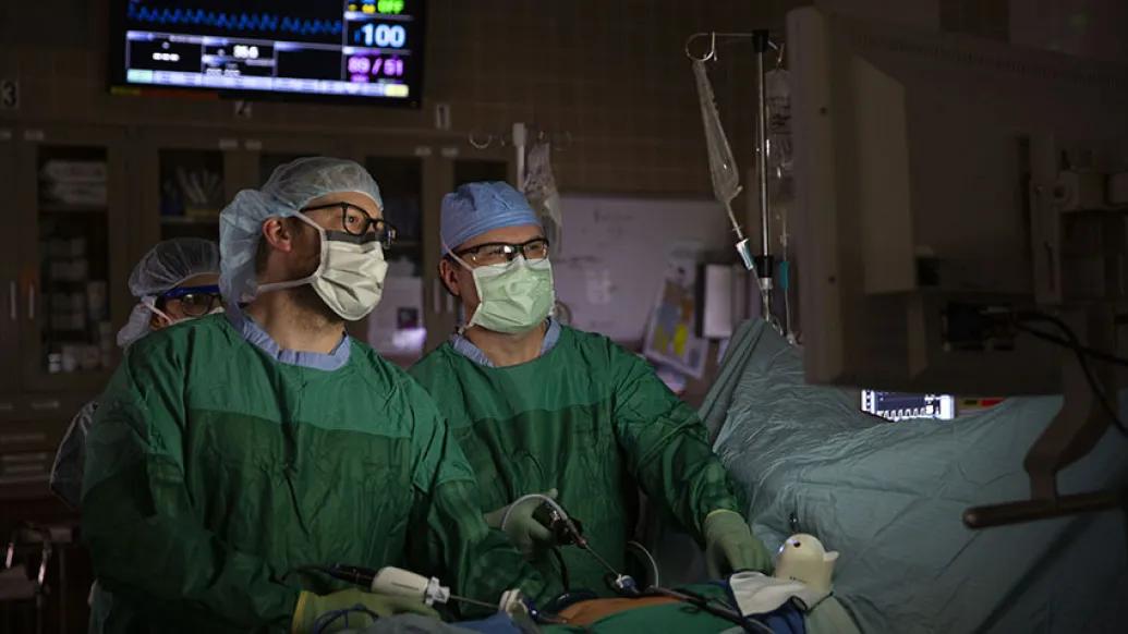 Doctors in OR