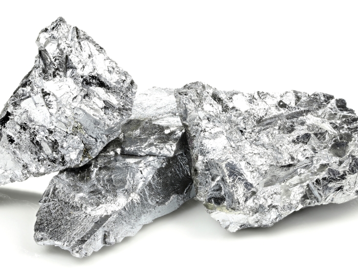 A pile of shiny silver hunks of chromium.