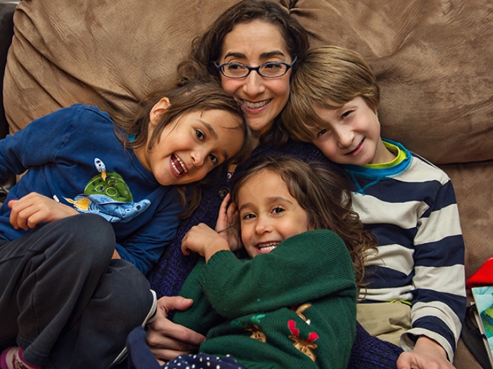 NSCLC patient Tori and her children