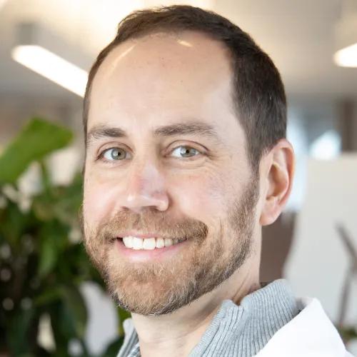 headshot of Michael Bachman
