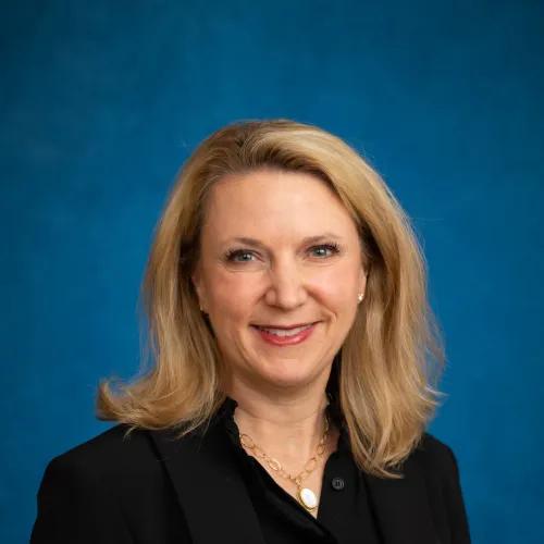 Jennifer Romano headshot