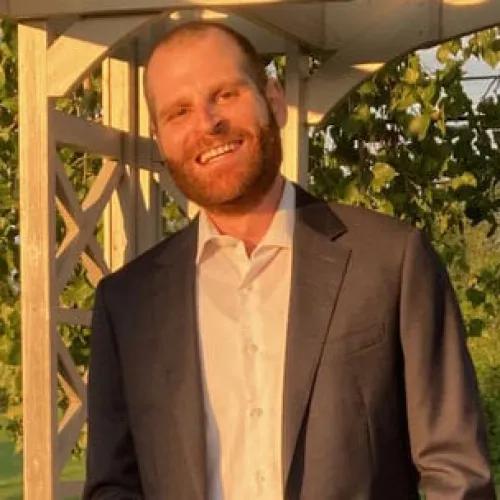 portrait of Kevin_Boehnke_PHD