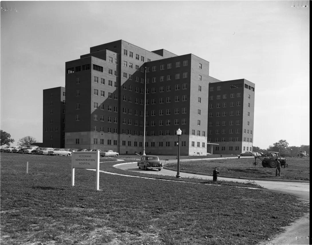 1953 photo of the veterans administration hospital exterior